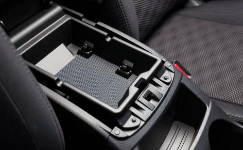nissan-qashqai-2014-215-interior-47.jpg