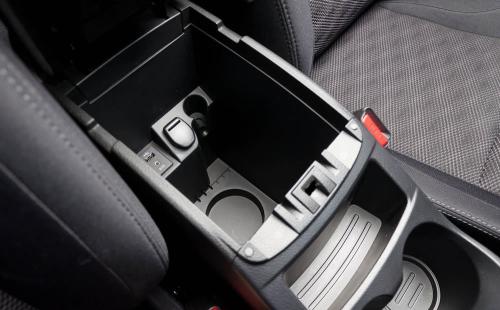 nissan-qashqai-2014-215-interior-48.jpg