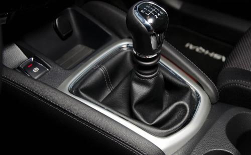 nissan-qashqai-2014-215-interior-68.jpg