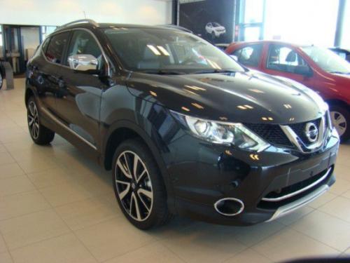 nissan-qashqai-2014-2015-black-41.jpg