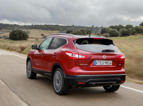nissan-qashqai-2014-2015-red-36.jpg