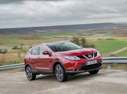 nissan-qashqai-2014-2015-red-44.jpg