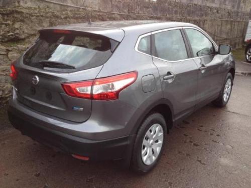 nissan-qashqai-2014-2015-grey-62.jpg