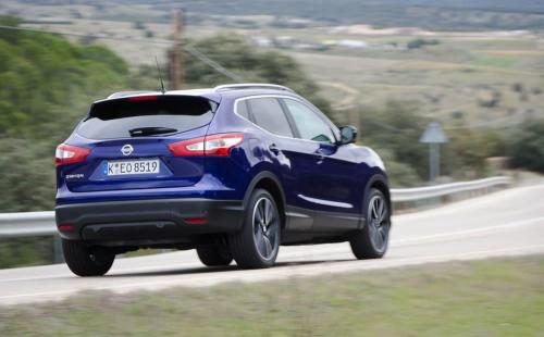 nissan-qashqai-2014-2015-blue-69.jpg