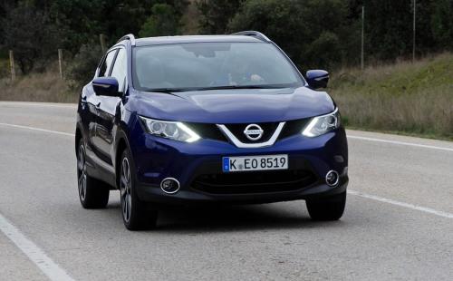 nissan-qashqai-2014-2015-blue-48.jpg