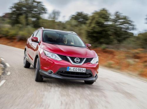 nissan-qashqai-2014-2015-red-32.jpg
