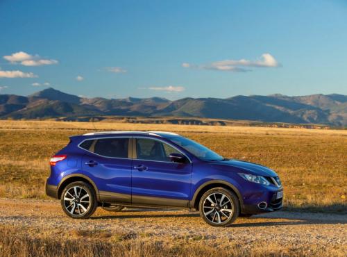 nissan-qashqai-2014-2015-blue-11.jpg