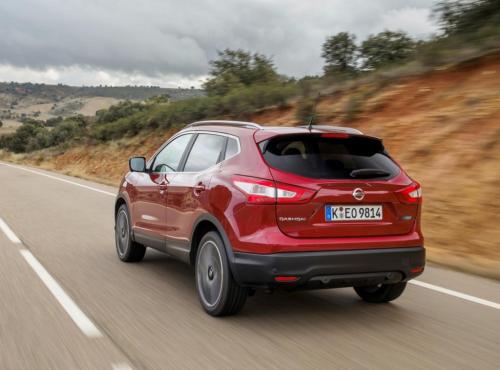 nissan-qashqai-2014-2015-red-30.jpg
