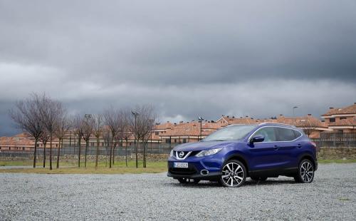 nissan-qashqai-2014-2015-blue-43.jpg